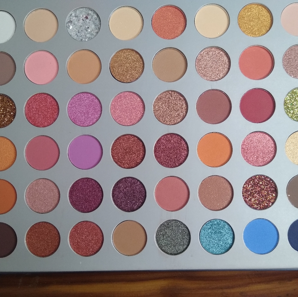 48 Color Eyeshadow Palette